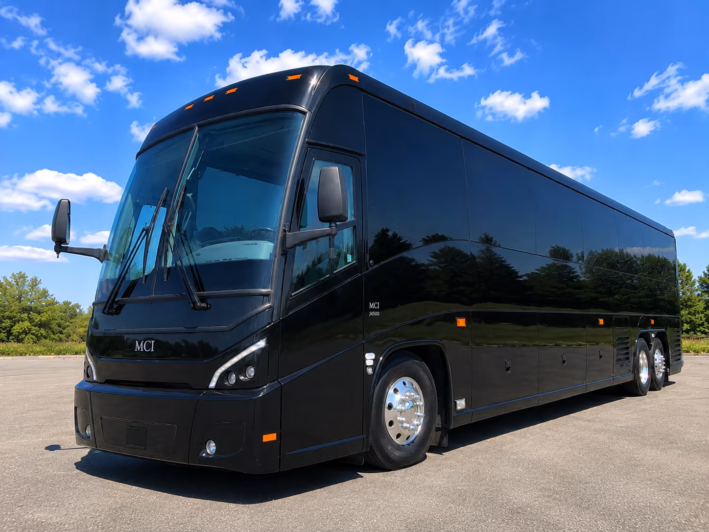 miamibeachcharterbusservices com helps you book miami beach prom transportation before the calendar fills