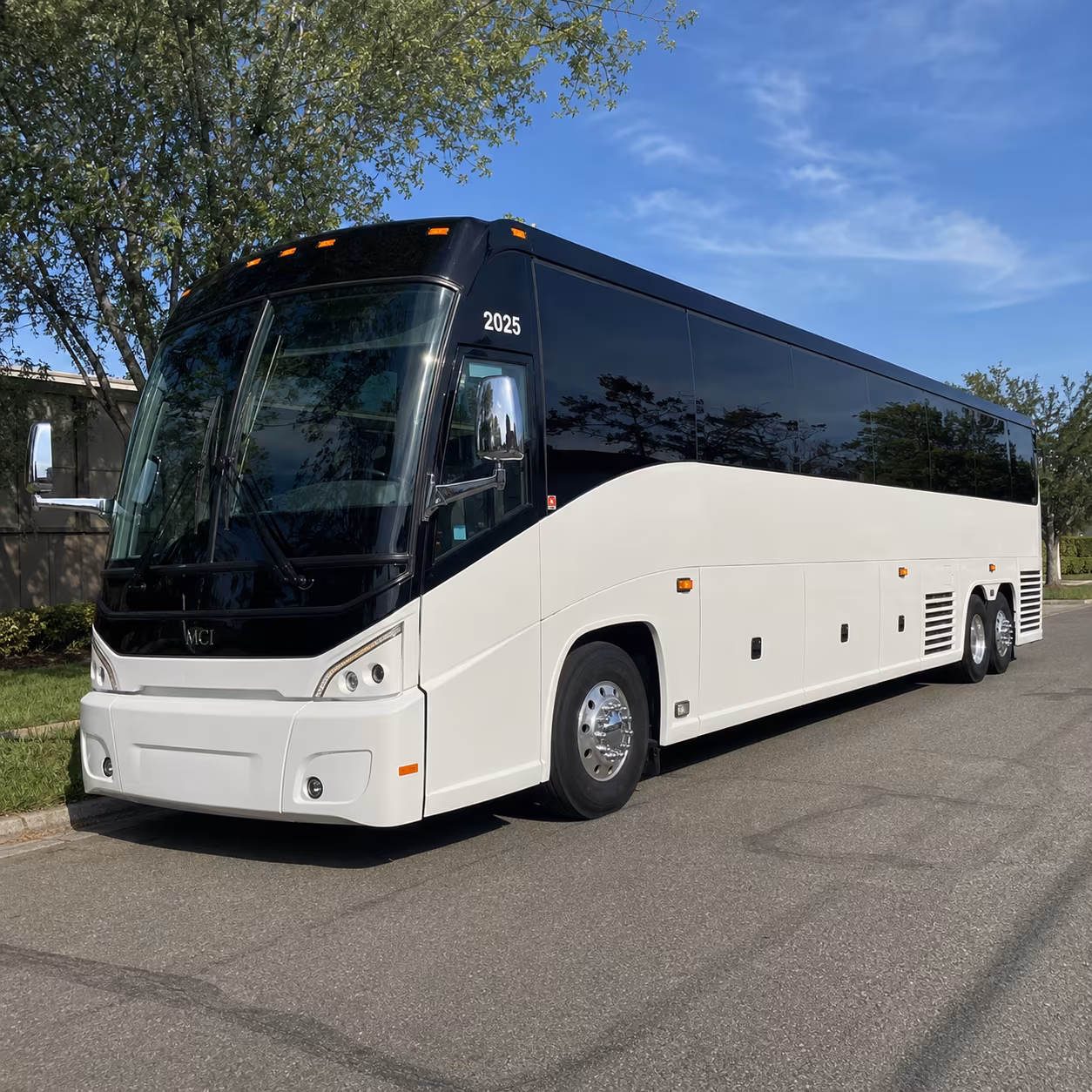 miamibeachcharterbusservices com is how miami beach groups get from here to anywhere in the southeast